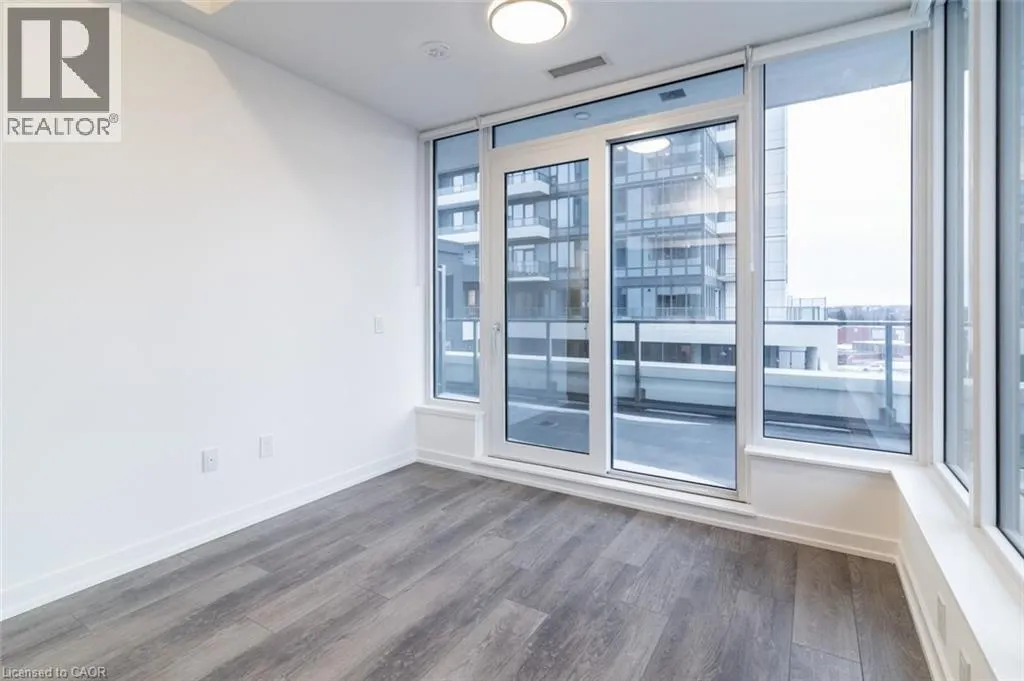 5 WELLINGTON Street S Unit# 303, #303