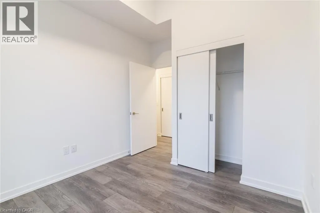 5 WELLINGTON Street S Unit# 303, #303