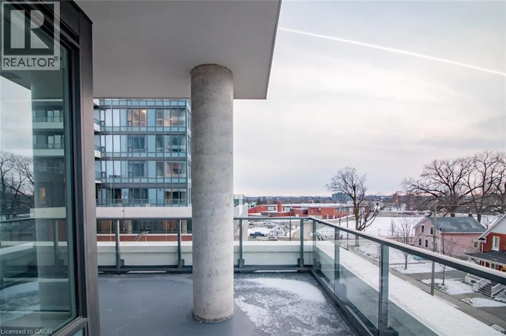 5 WELLINGTON Street S Unit# 303, #303