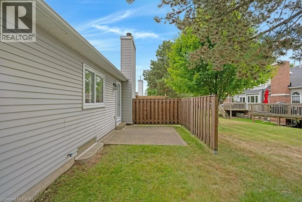 15 QUINTE Crescent Unit# 15, #15