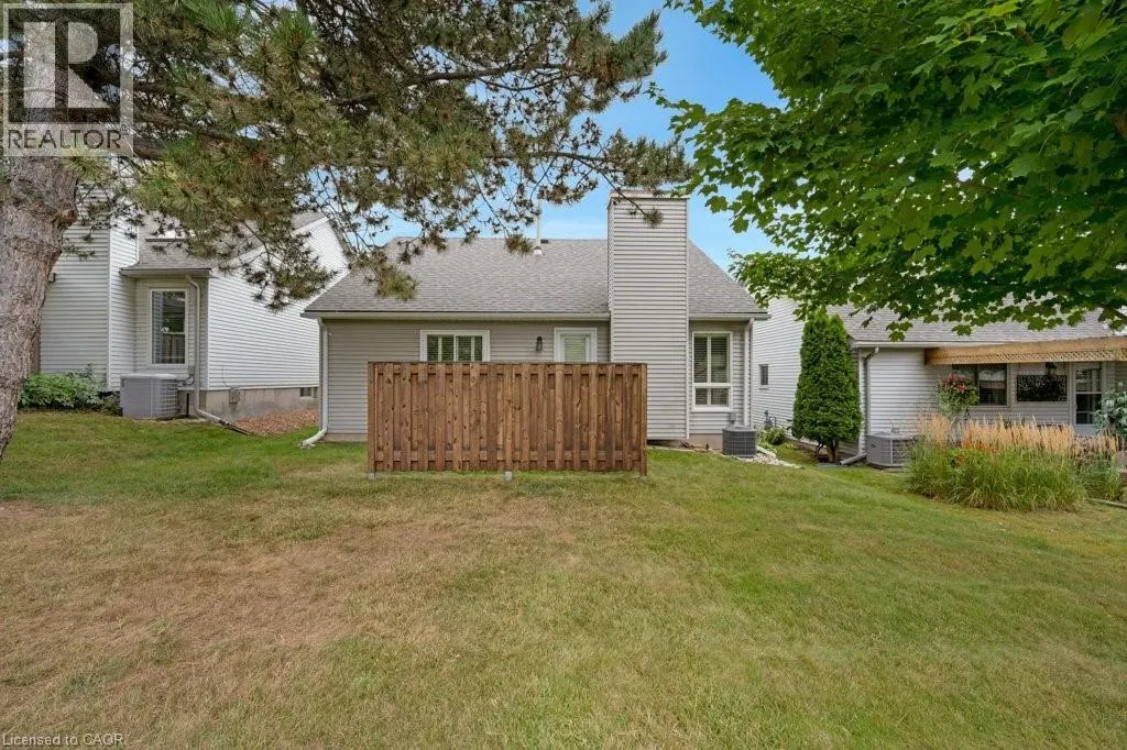 15 QUINTE Crescent Unit# 15, #15