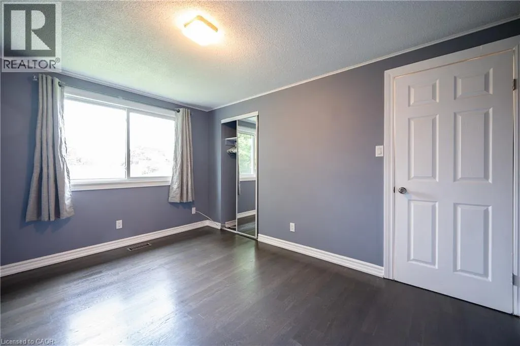 66 BELWOOD Crescent