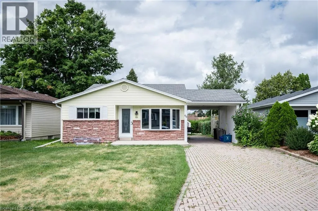 66 BELWOOD Crescent