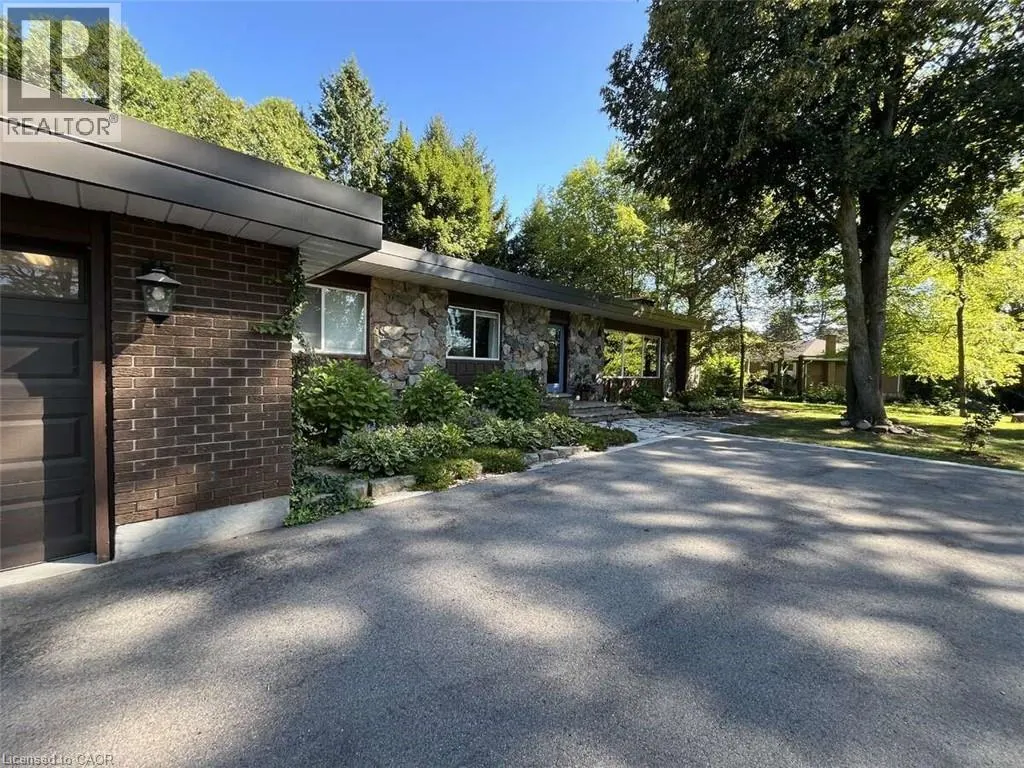 915 GOVERNORS Road
