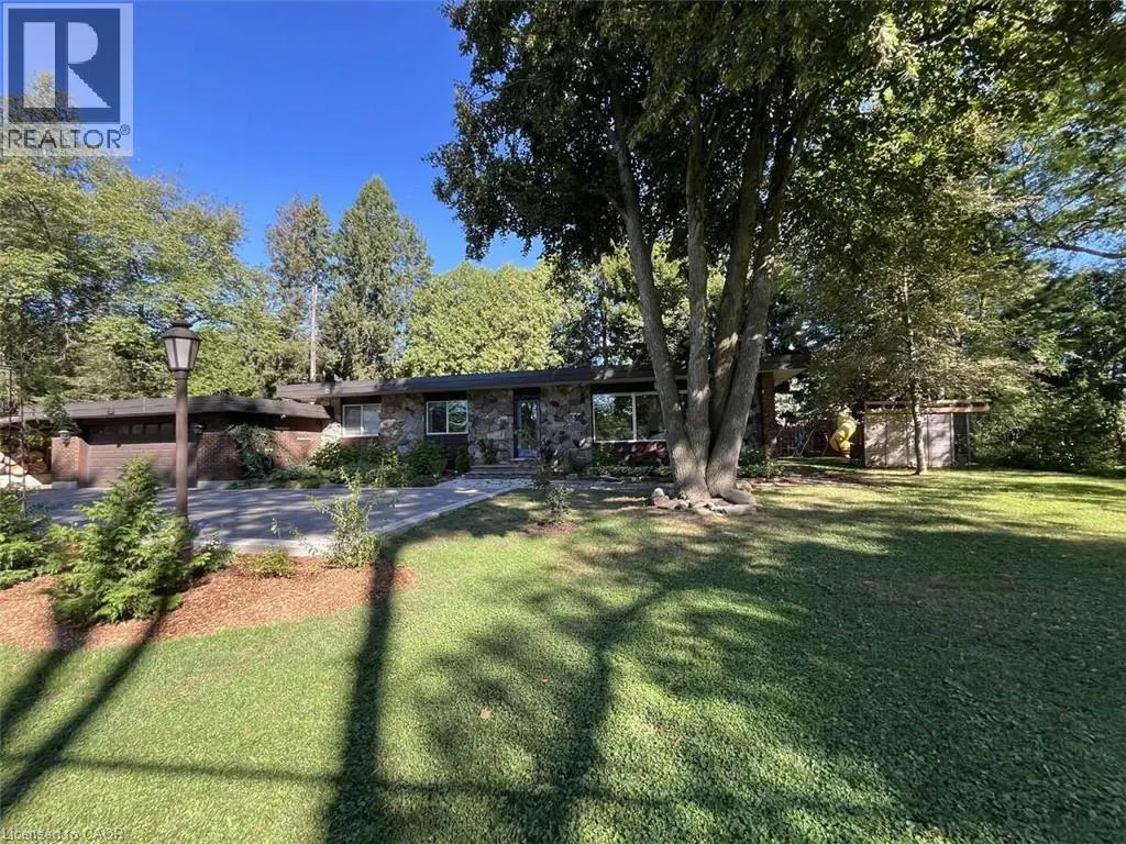 915 GOVERNORS Road
