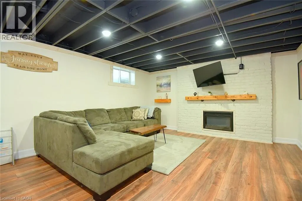 237 MAC CRAE Drive
