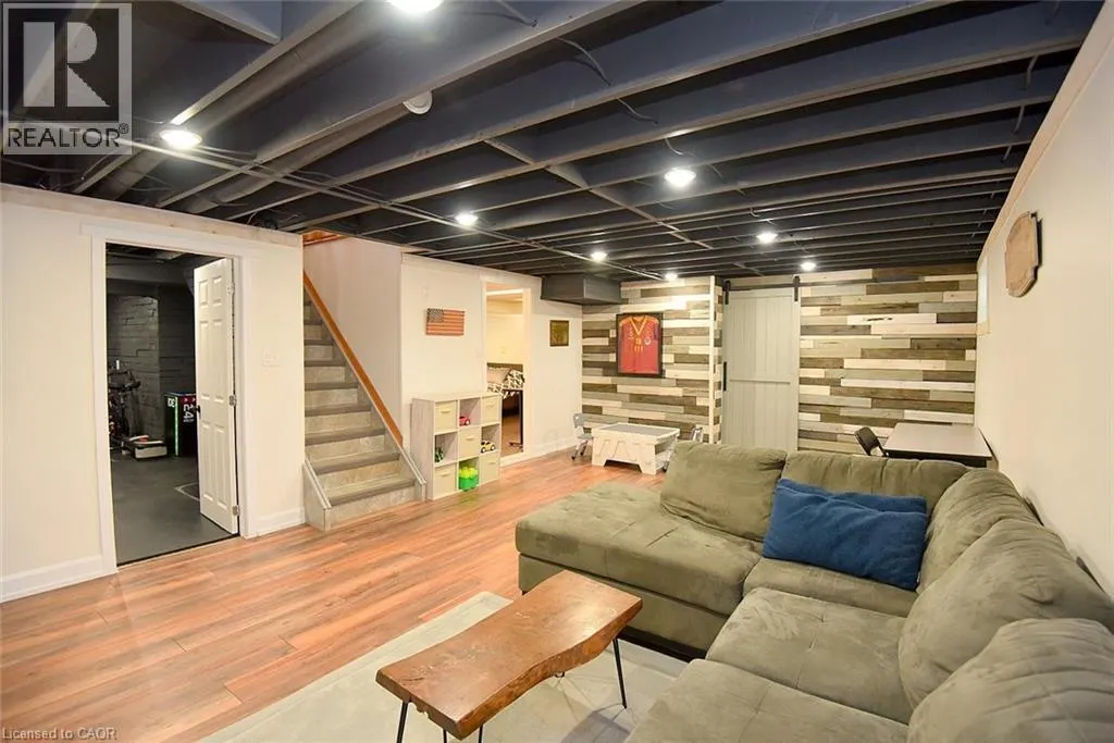 237 MAC CRAE Drive