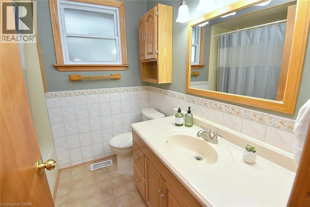 237 MAC CRAE Drive