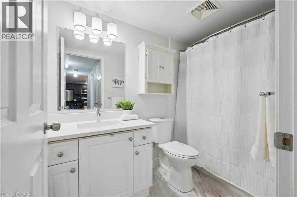 345 FISHER MILLS Road Unit# 305, #305
