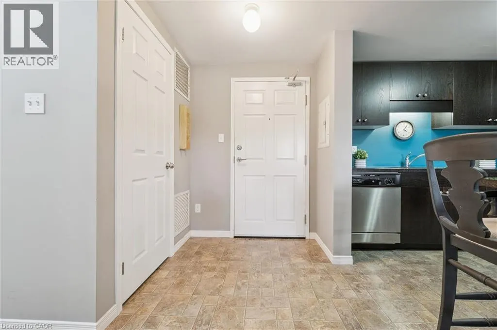 345 FISHER MILLS Road Unit# 305, #305