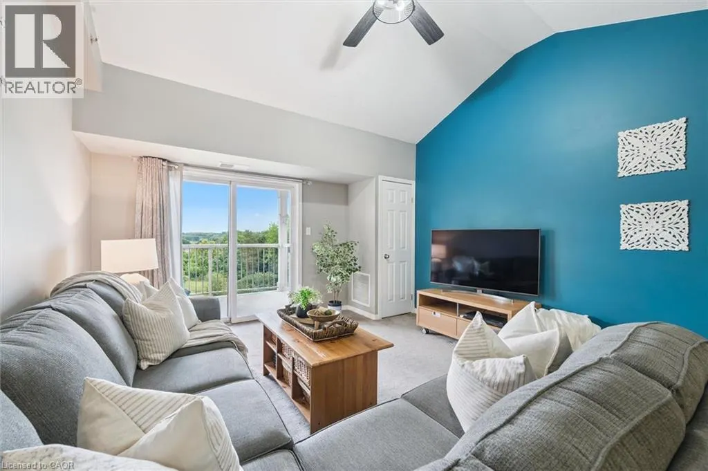 345 FISHER MILLS Road Unit# 305, #305