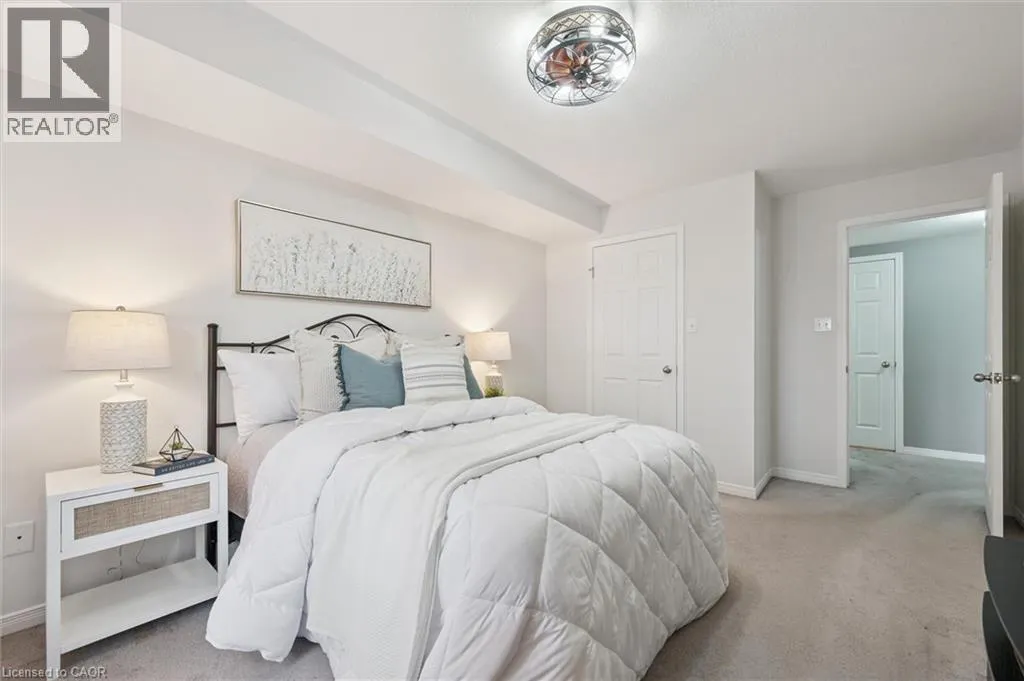 345 FISHER MILLS Road Unit# 305, #305
