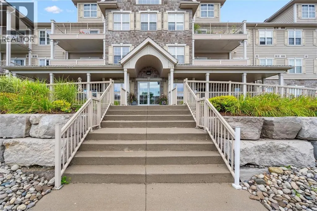 345 FISHER MILLS Road Unit# 305, #305
