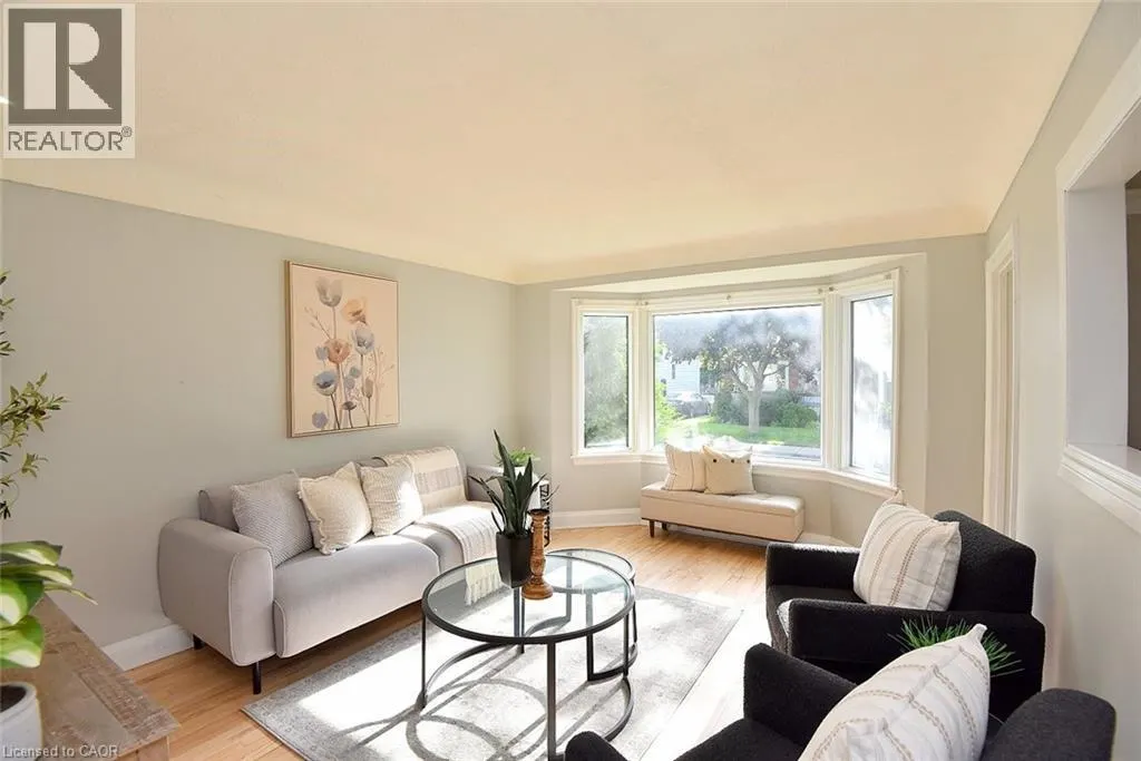 82 EAST 38TH Street