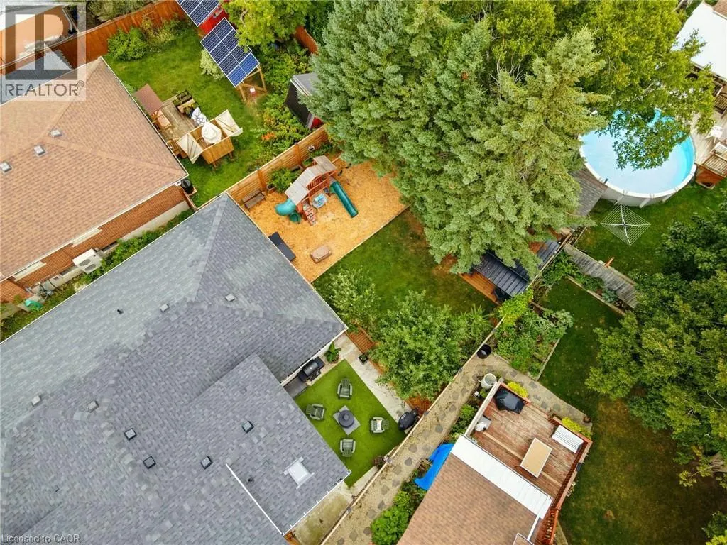 210 NORTHLAKE Drive
