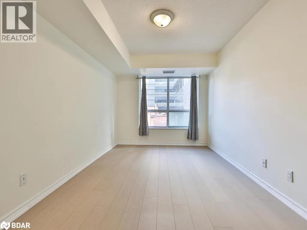 168 SIMCOE Street Unit# 318, #318