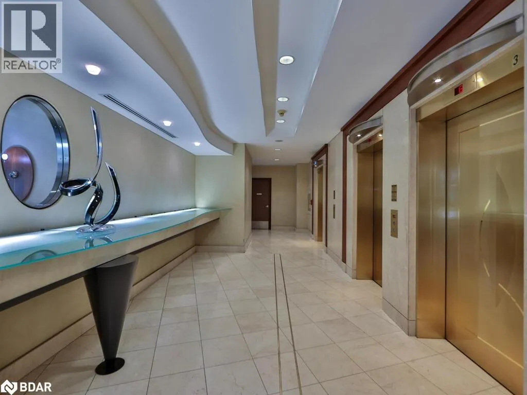 168 SIMCOE Street Unit# 318, #318