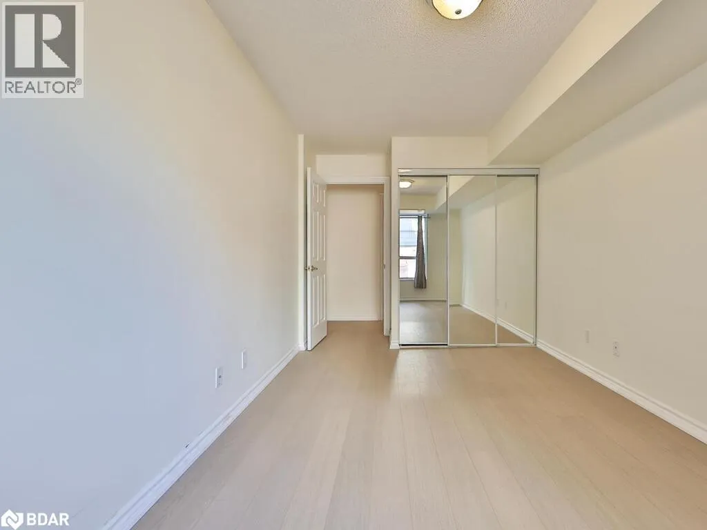 168 SIMCOE Street Unit# 318, #318