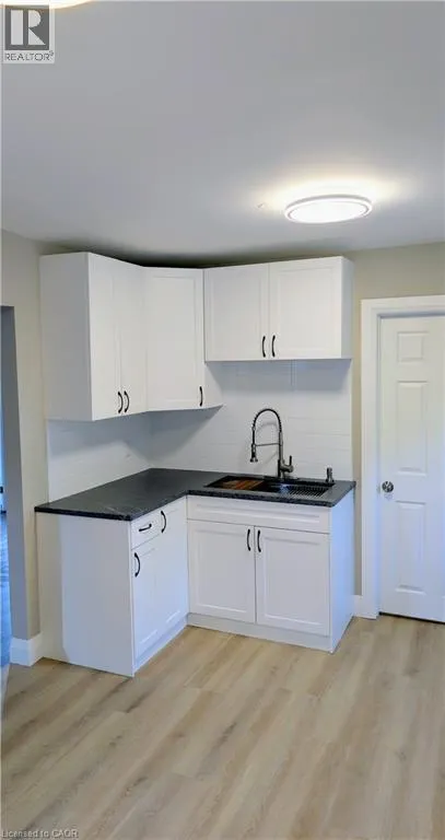 167 TERRACE HILL Street Unit# Upper, #Upper