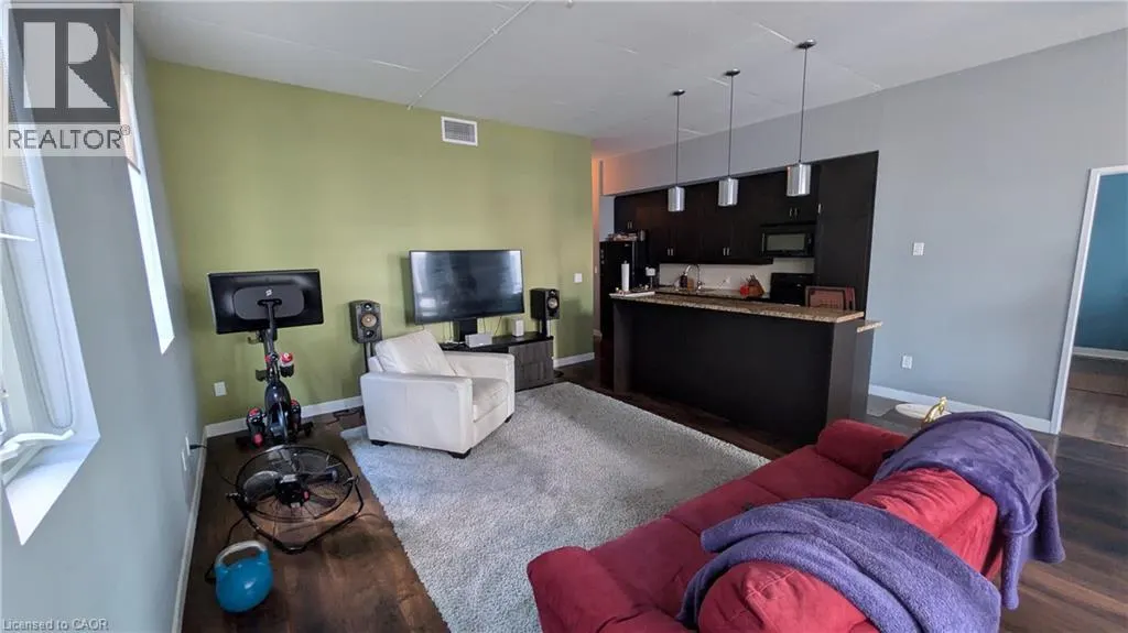 191 KING Street S Unit# 213, #213