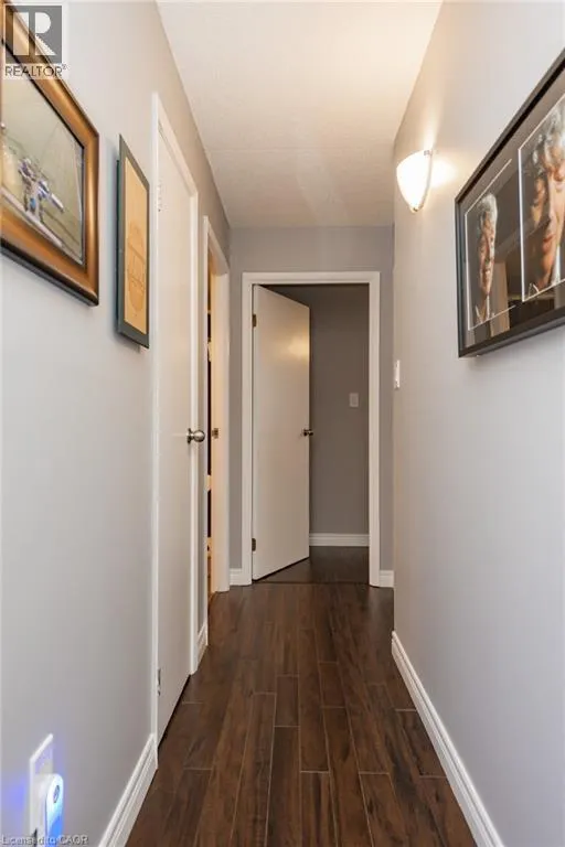 935 STOCKDALE Road Unit# 305, #305