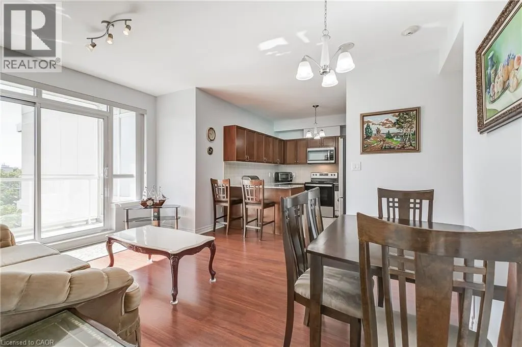 3865 LAKE SHORE Boulevard W Unit# 320, #320