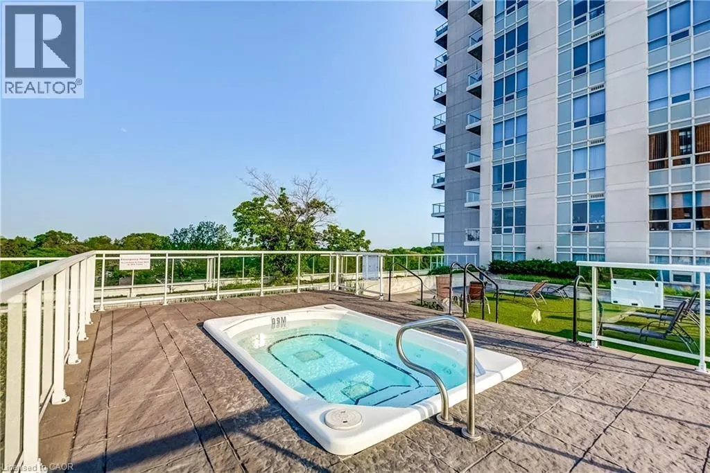 3865 LAKE SHORE Boulevard W Unit# 320, #320