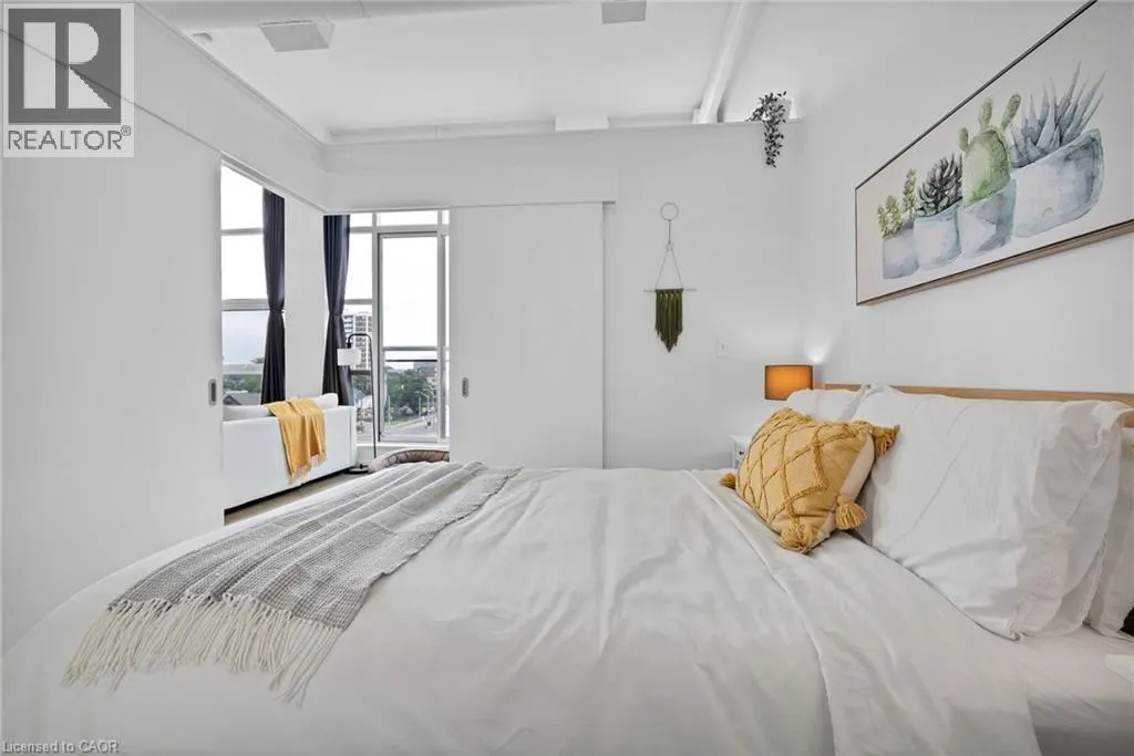 404 KING Street W Unit# 519, #519