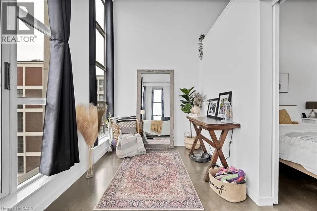 404 KING Street W Unit# 519, #519