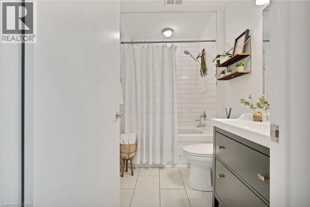 404 KING Street W Unit# 519, #519
