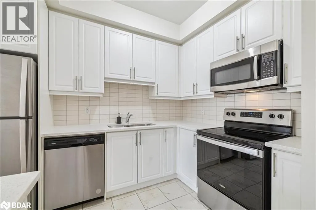 590 NORTH SERVICE Road Unit# 105, #105