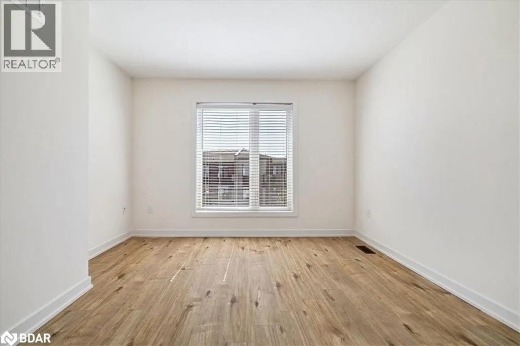 590 NORTH SERVICE Road Unit# 105, #105