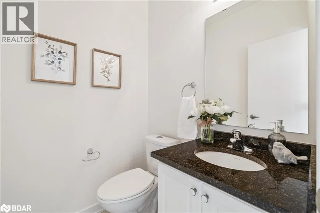 590 NORTH SERVICE Road Unit# 105, #105