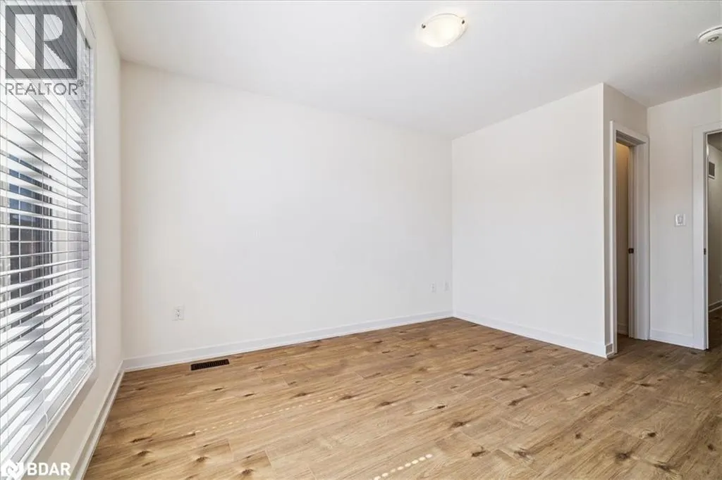 590 NORTH SERVICE Road Unit# 105, #105