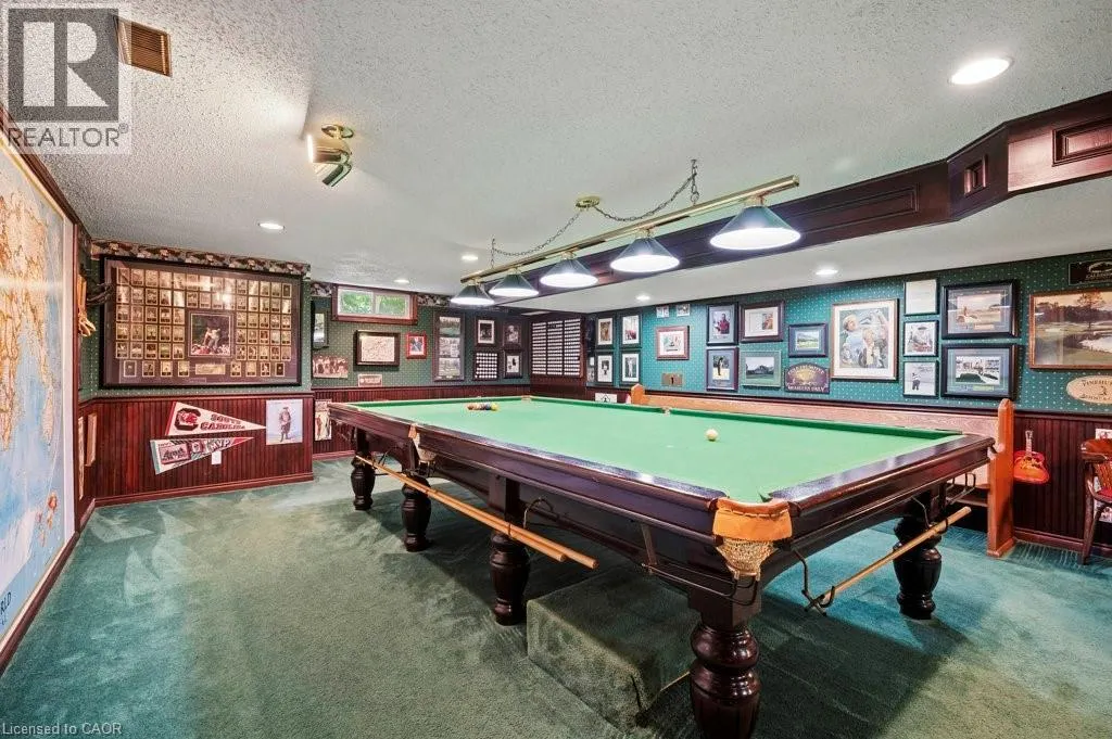 3 MEADOWBROOK Court