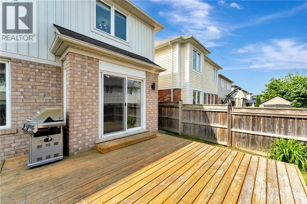 54 HORTON Walk