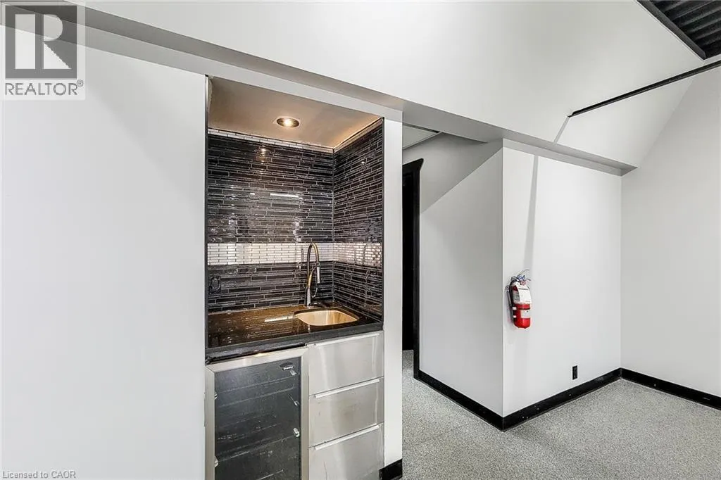 1070 HERITAGE Road Unit# 1, #1