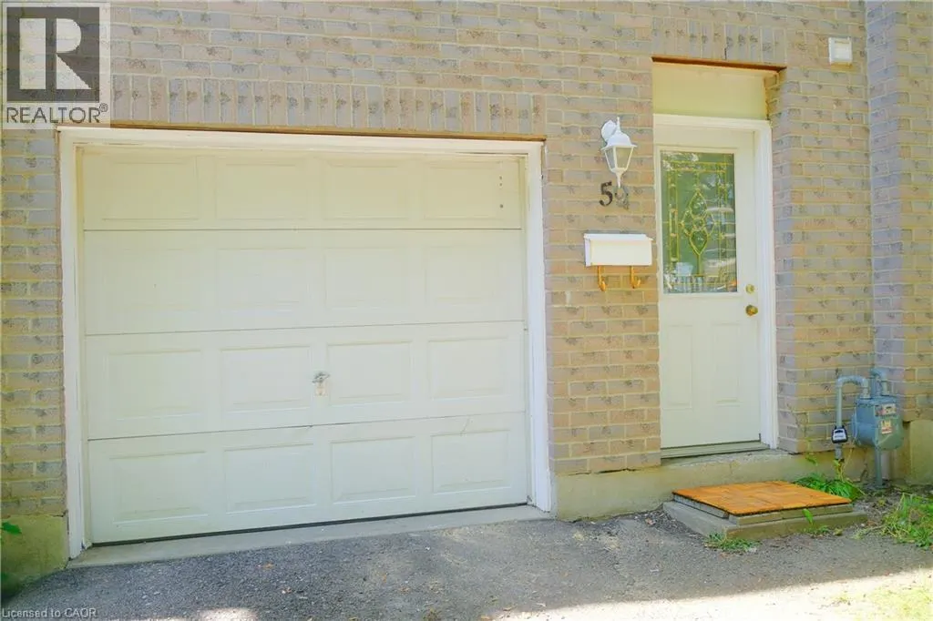 59 MOOREGATE Crescent