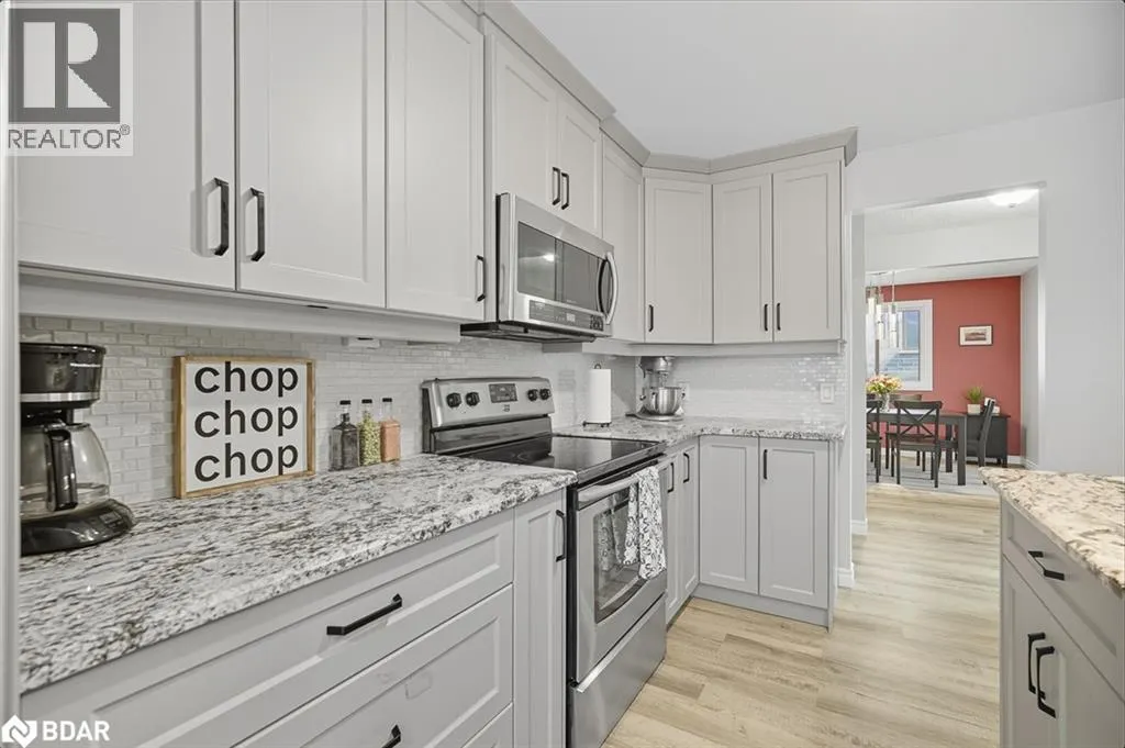 286 TAGGE Crescent