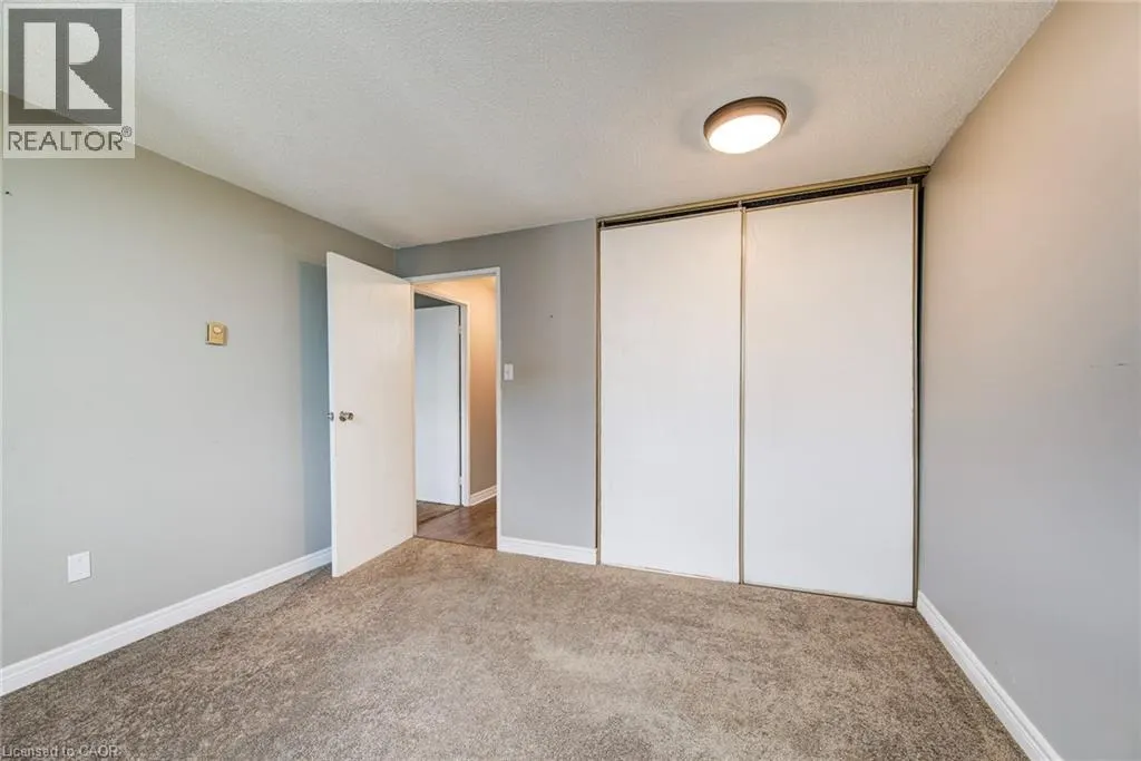 35 GREEN VALLEY Drive Unit# 1605, #1605