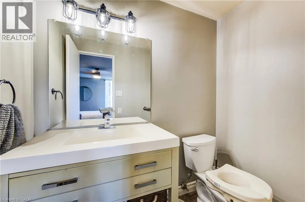 35 GREEN VALLEY Drive Unit# 1605, #1605