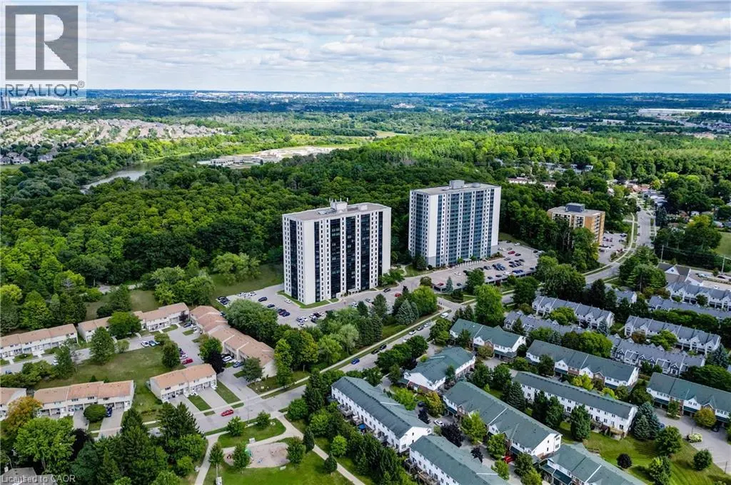 35 GREEN VALLEY Drive Unit# 1605, #1605