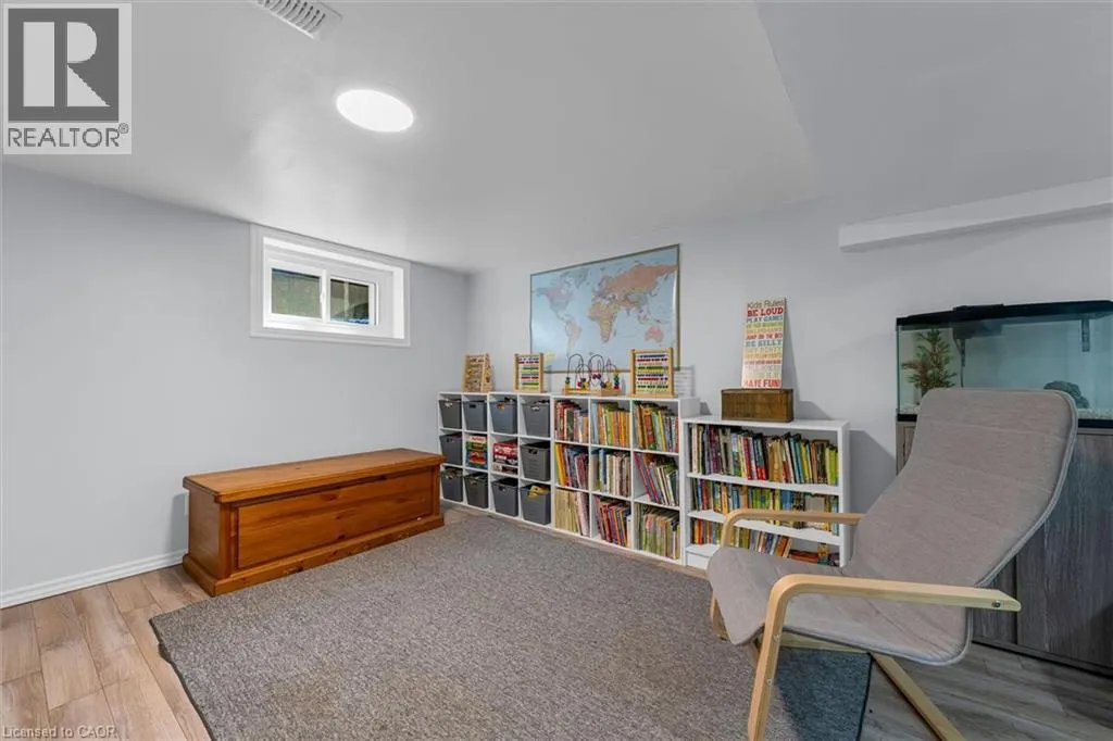 287 EAST 33RD Street