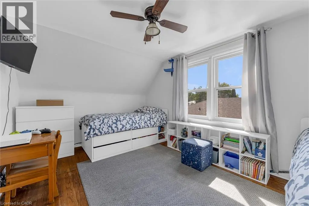 287 EAST 33RD Street