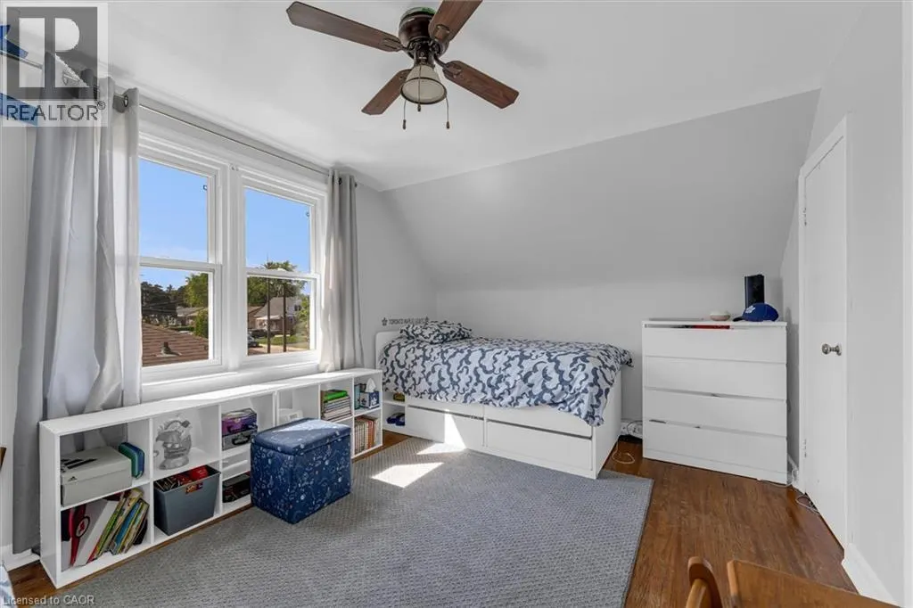 287 EAST 33RD Street
