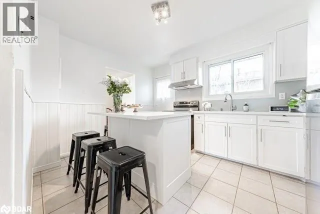 26 GREENING Avenue