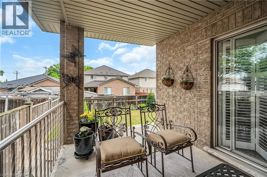 7 KATHLEEN Court