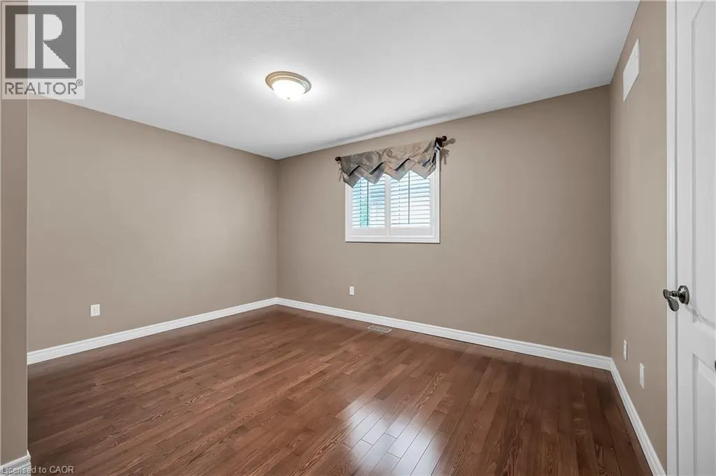 7 KATHLEEN Court