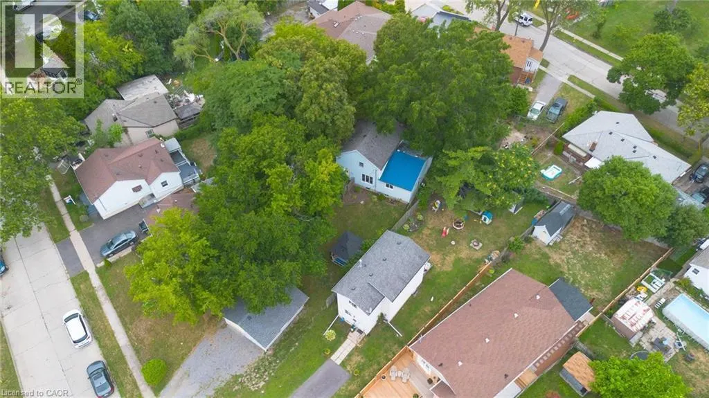 11 ELMWOOD Avenue