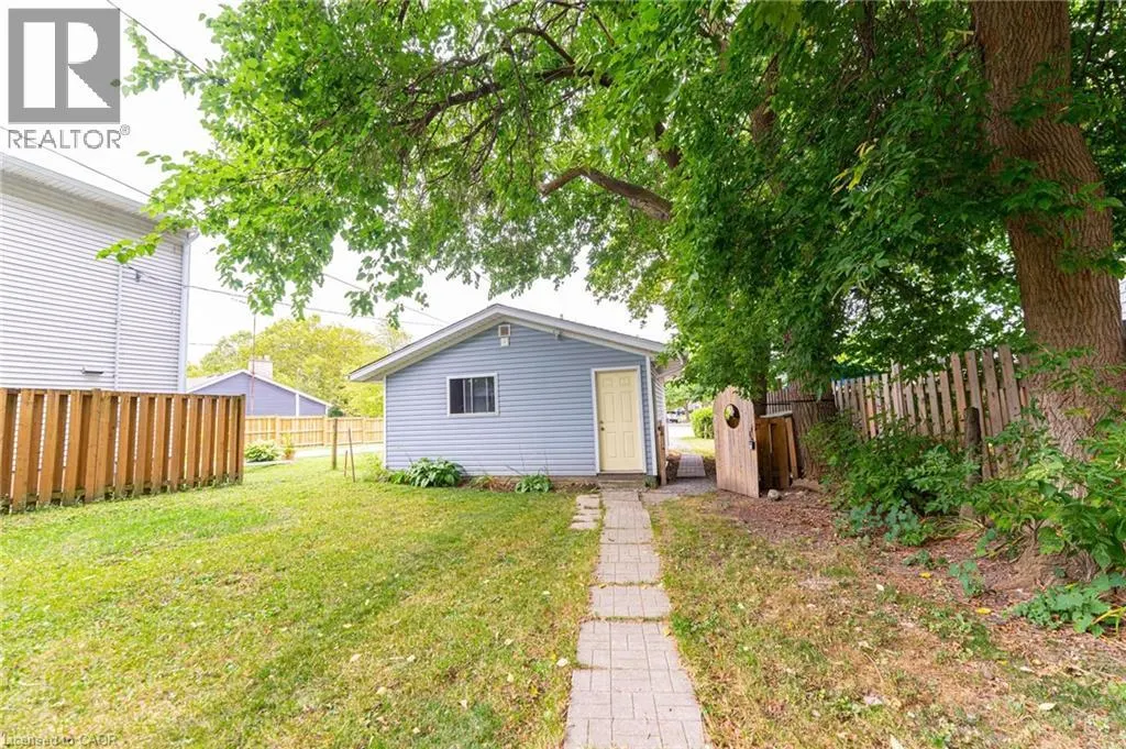 11 ELMWOOD Avenue